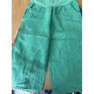 Pantalon court couleur vert...