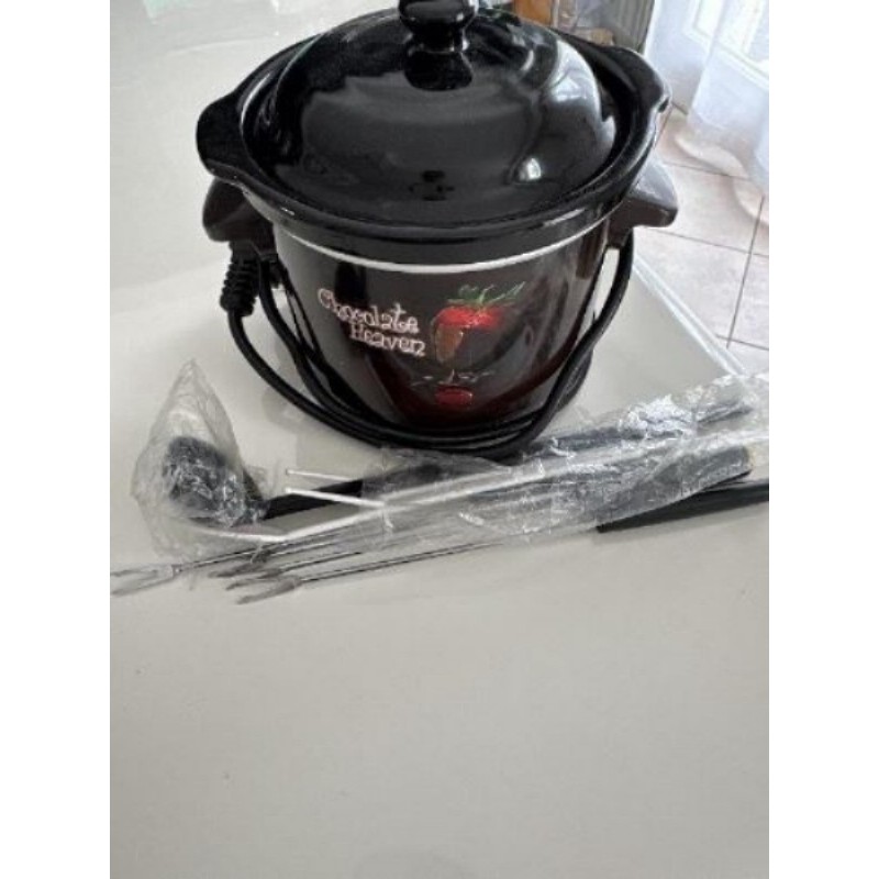 Appareil électrique pour fondue avec accessoires 