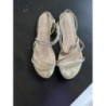 Nu pieds Guess T41