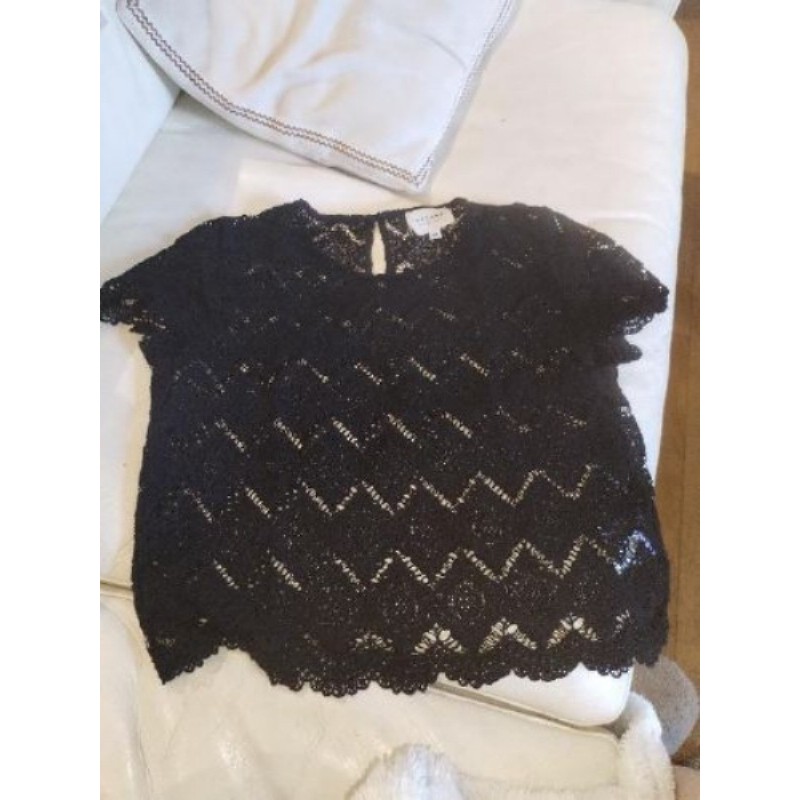 Top 36 sezane crochet noir manches courtes 