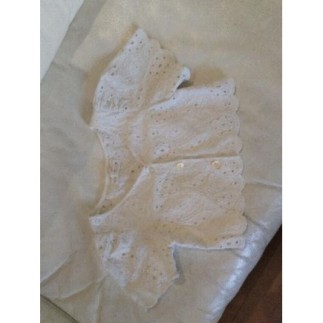 Crop top brodé Zara 9 ans...