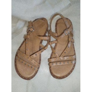 Scandales zara 33,100%cuir...