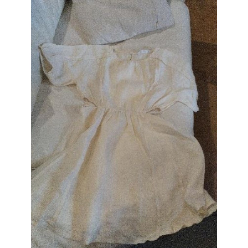 Robe zara 10 ans100% Lin jaune clair ajourée 