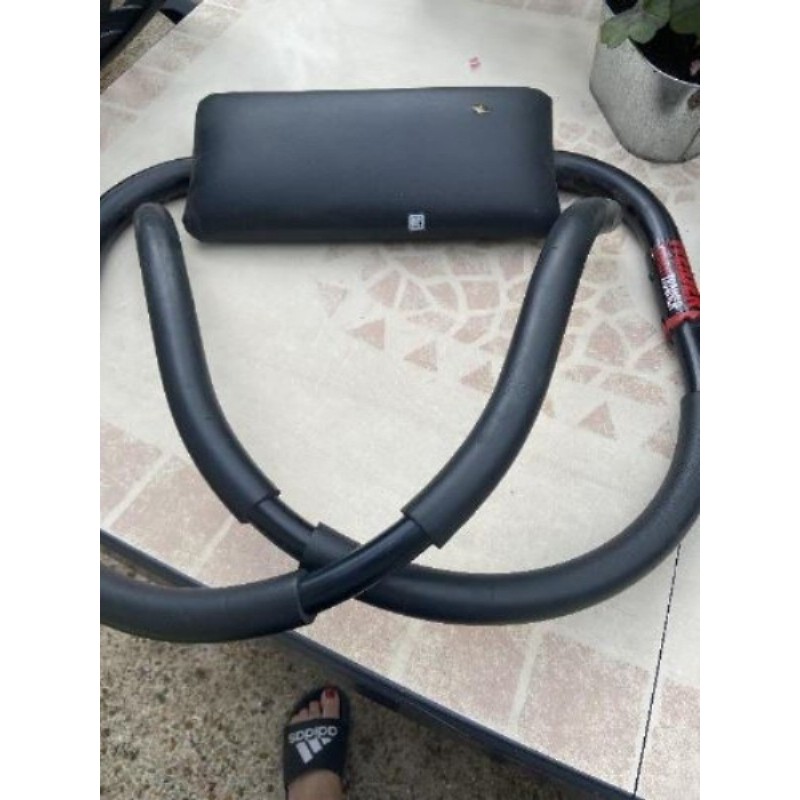 Appareil de musculatio n ( crunch trainer )