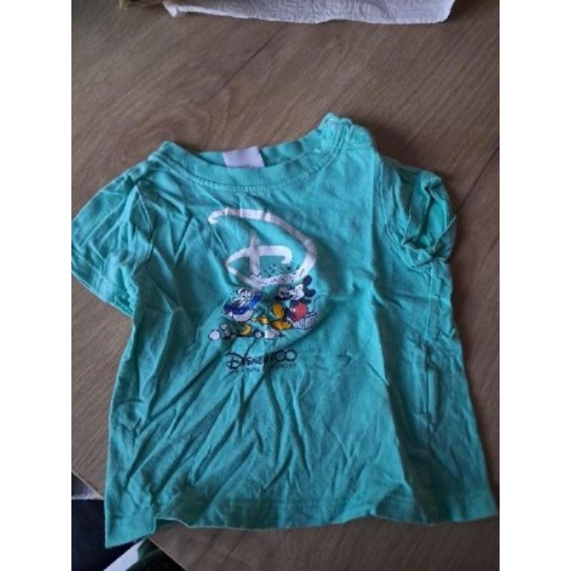 Tee-shirt vert mickey  taille 6 mois