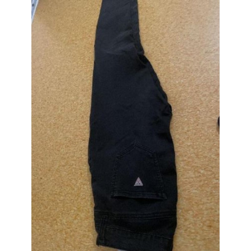 Pantalon jean noir, taille 38, guess 