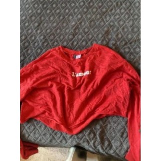 CROP, top rouge avec fleurs...