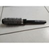 Brosse à cheveux ronde noir de marque Biguine 