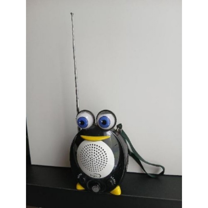 Radio portable pingouins secteur ou piles