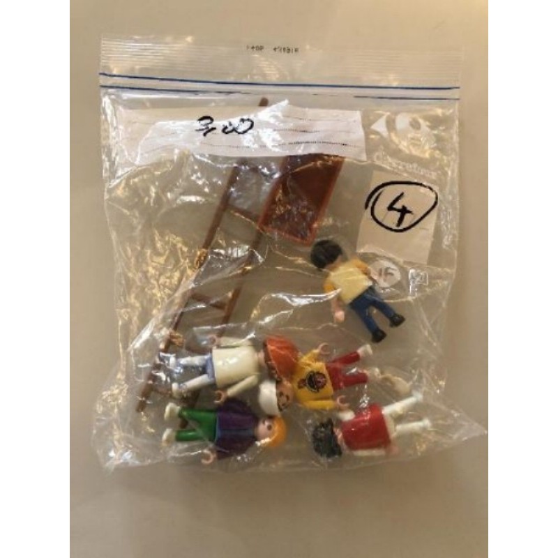 PLAYMOBIL LOT 4