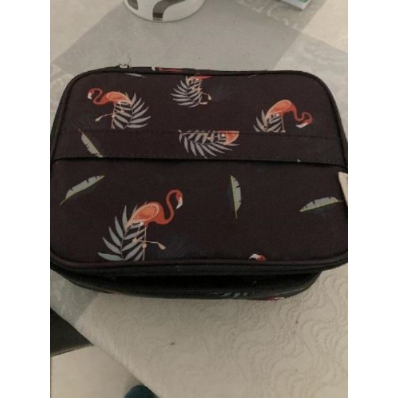 trousse maquillage ou bijoux