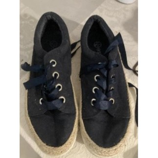 tennis bleu T37
