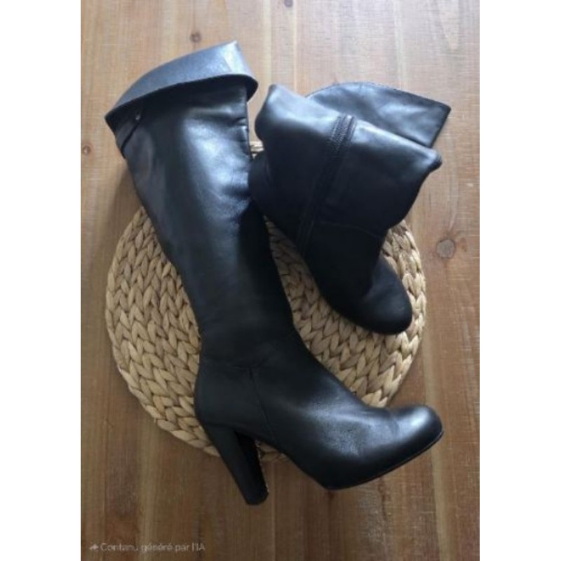 Bottes noires en cuir  Patricia Miller pointure 36