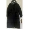 Doudoune longue noire Zara avec double poche, fermeture et pressions, capuche rangée dans le col 