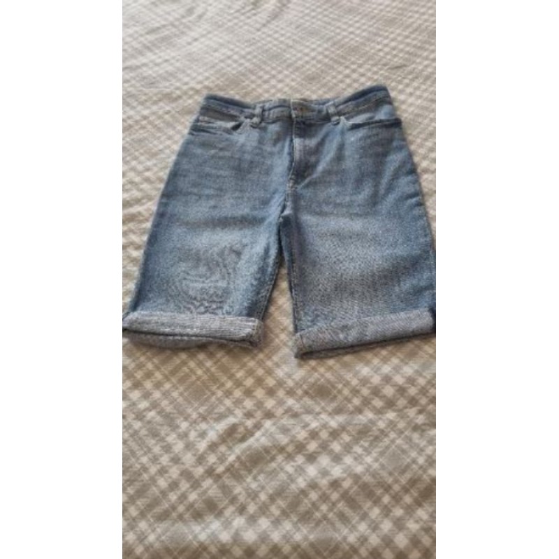 Bermuda jean bleu clair T 38