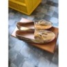Chaussures dorée taille 39