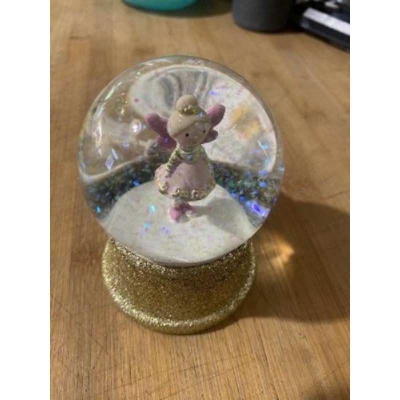 boule à confettis lumineuses avec une petite fée en paillettes  dorées - neuf