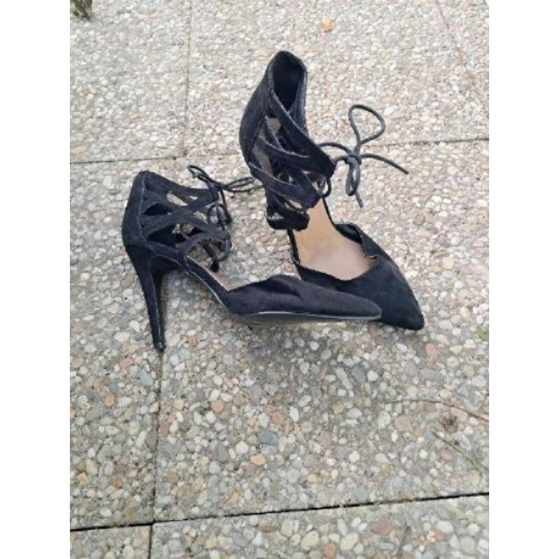 Chaussures à talon noire p39