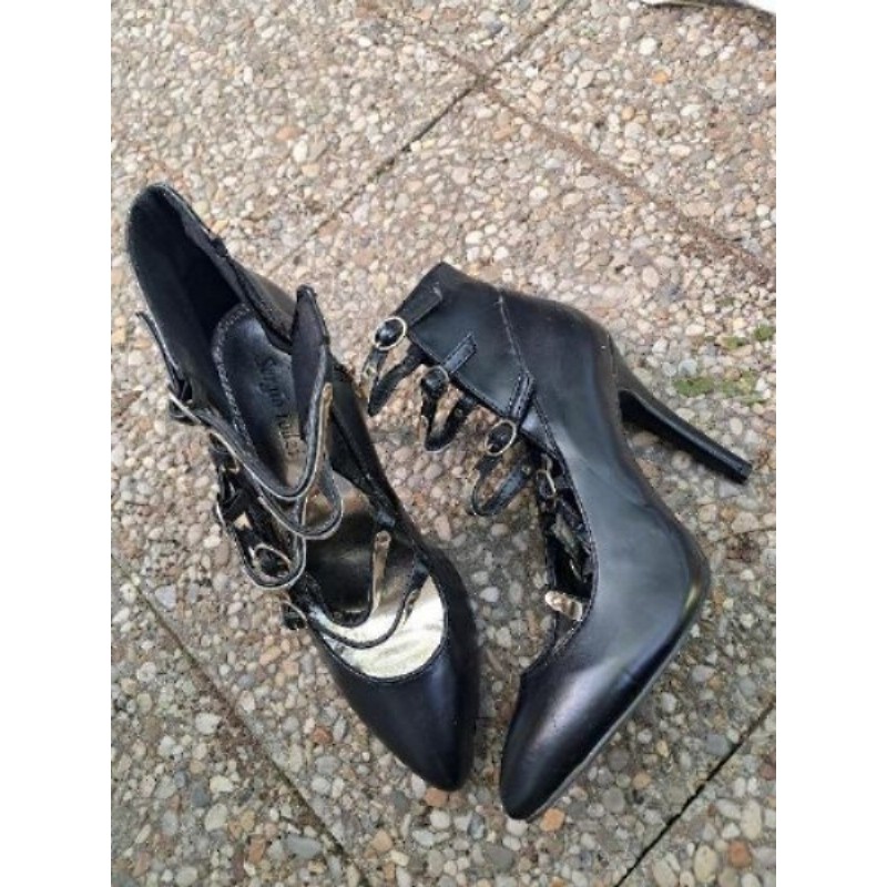 Chaussures noir p40 Sergio todzi