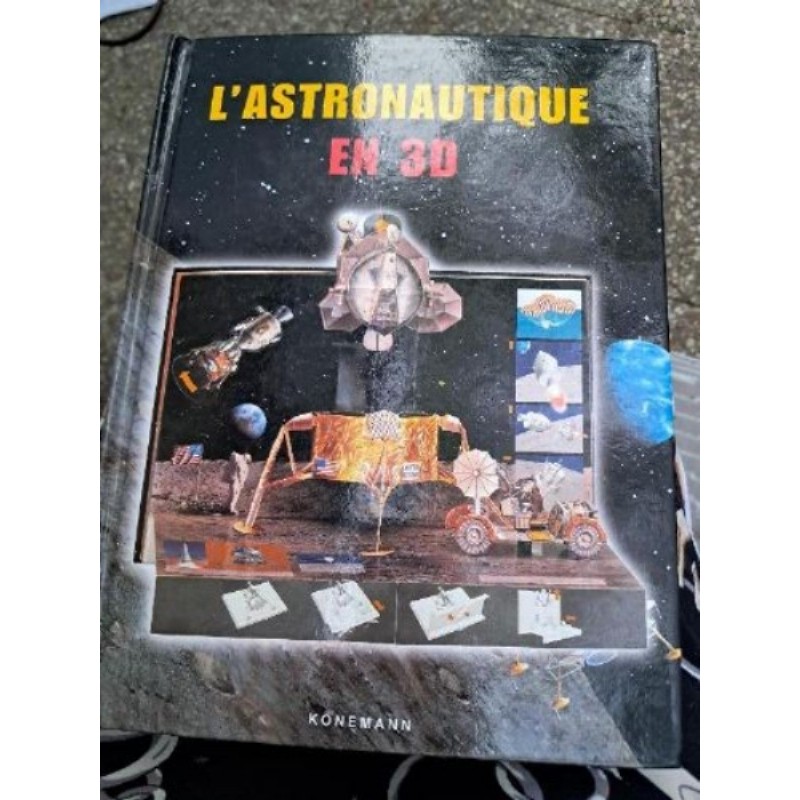 Livre  l'astronaute en 3D KÖNEMANN