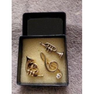 Lot 3 pins musique + boite