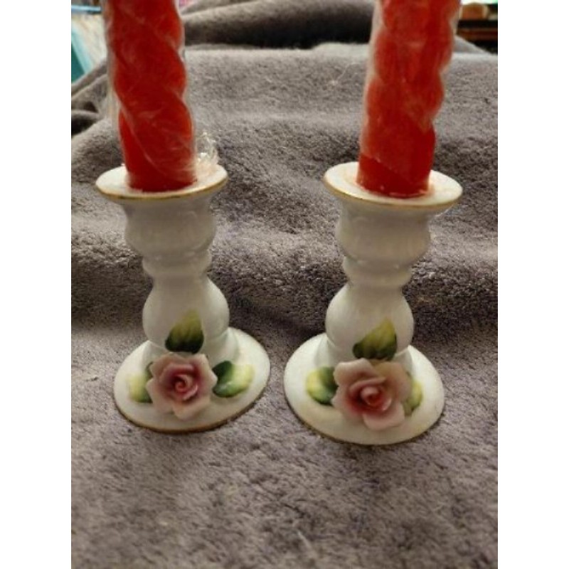 2 bougeoir en porcelaine + bougies 
