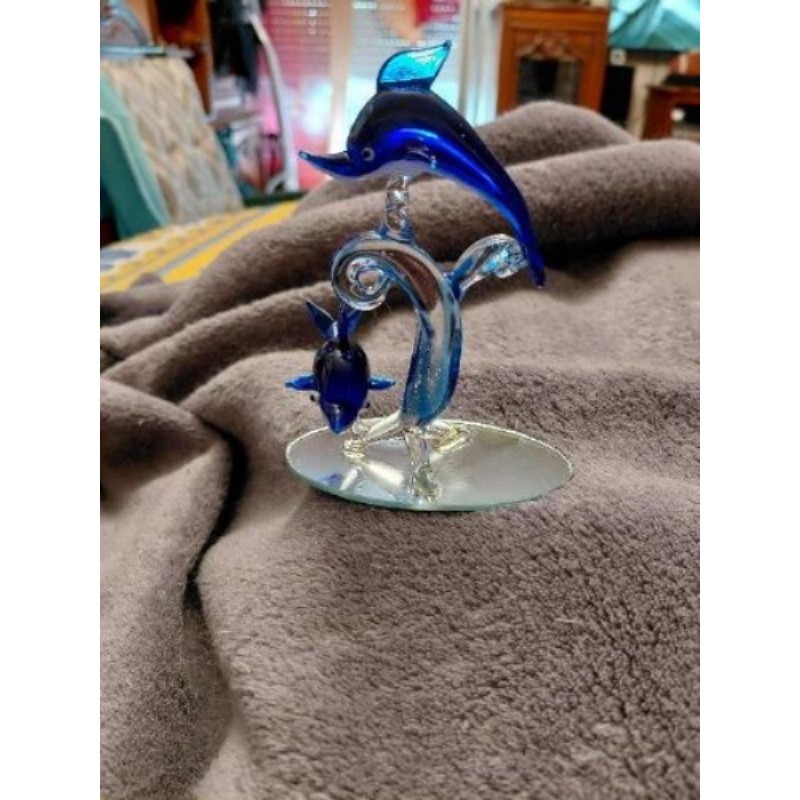 Dauphins en verre