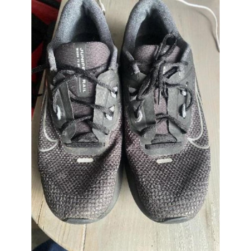 Basket Nike taille 42,5