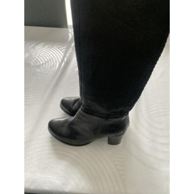 Bottes talons noires t 40
