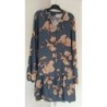 Robe fond bleu fleurs bordeaux  neuve T. 40