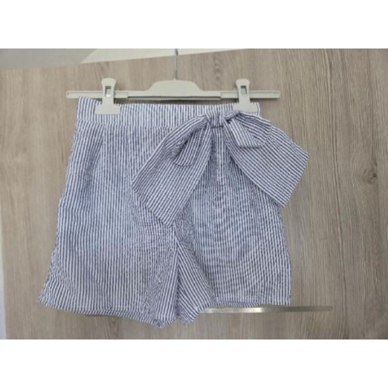 short bleu à rayure - 9ans