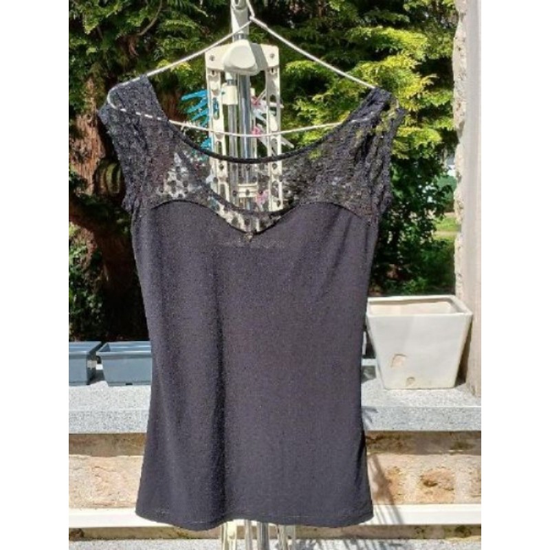 Haut noir avec dentelle GUESS Taille S