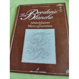 Broderie blanche adecedaire...