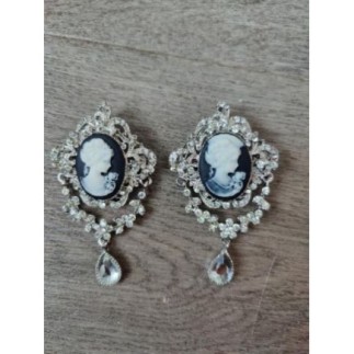 2 Broches