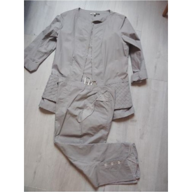 Ensemble veste pantacourt T40