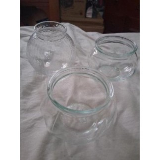 Lot de 3 vases en verre
