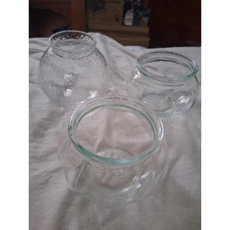 Lot de 3 vases en verre