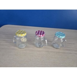 Petit pot avec couvercle...
