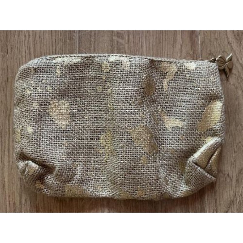 Pochette dorée 