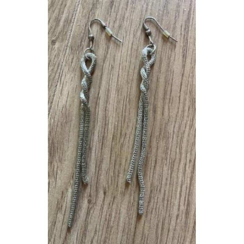 Boucles argentées longues