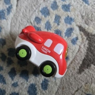 Tut tut bolide avion rouge