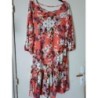 Robe a fleurs rouge T 44
