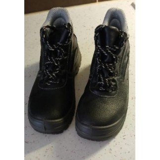 Chaussures  de Sécurité  quasi neuve