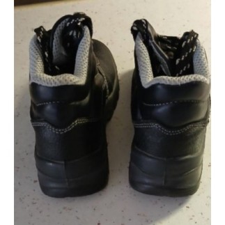 Chaussures  de Sécurité  quasi neuve