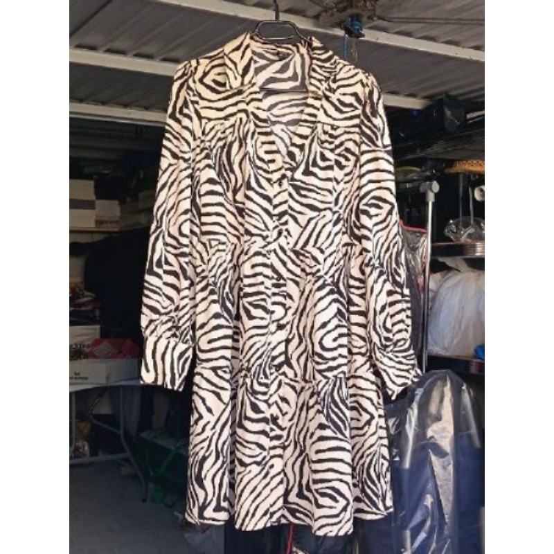 ROBE ZEBRA SHEIN TAILLE L