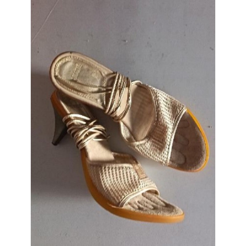 SANDALES DORÉ CUIR VIC MATIÉ