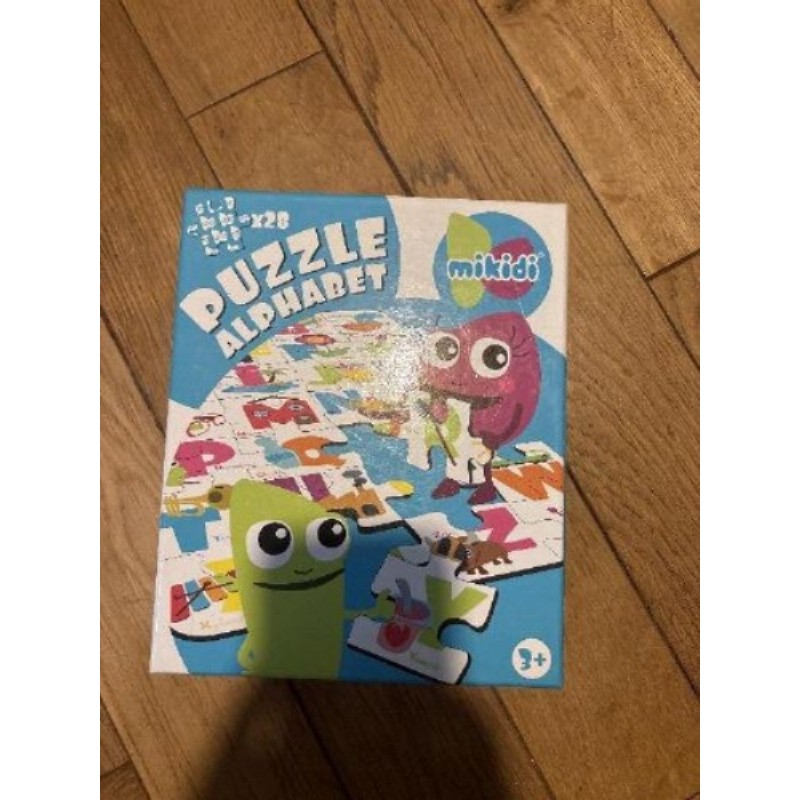 Puzzle alphabet complet