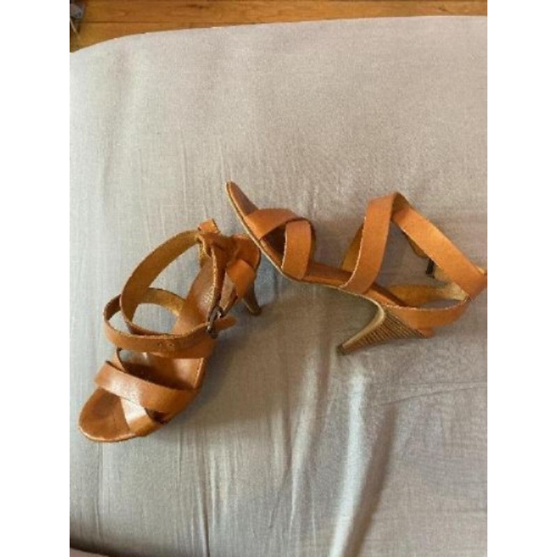 Sandales femme hautes cuir camel 37 MINELLI