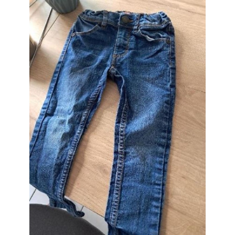 Jean bleu 4 ans