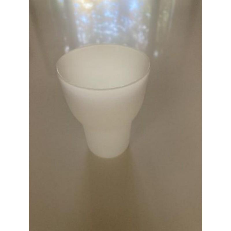 Gobelet en plastique blanc 